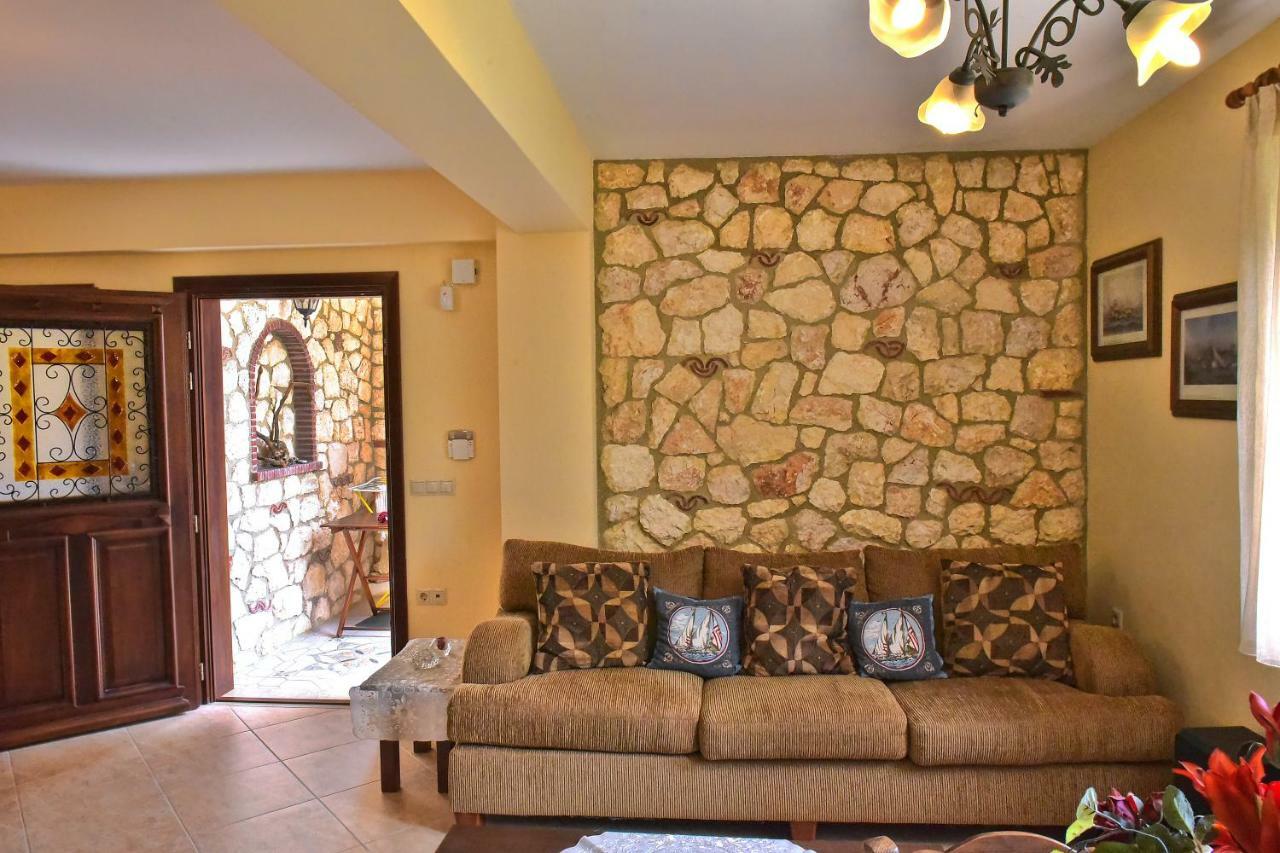 Captain'S Villa Appartments Pszakúdia Kültér fotó